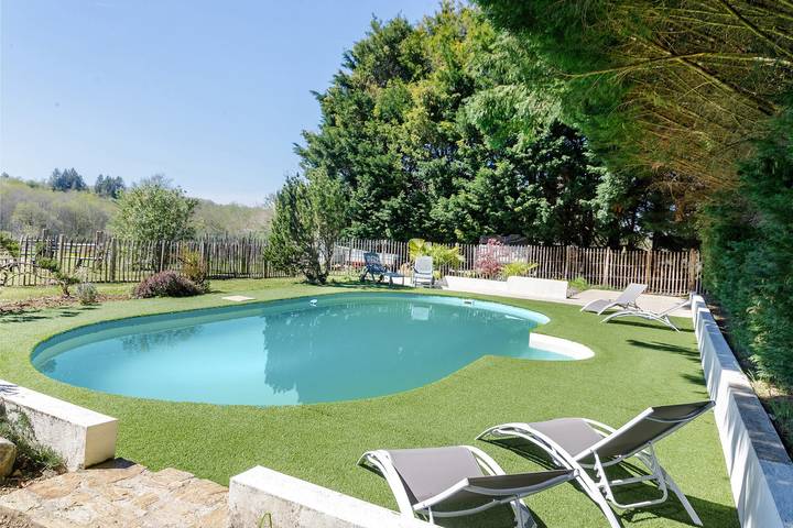 Maison de campagne pour 12 personnes, avec Jardin et Bassin pour enfant
