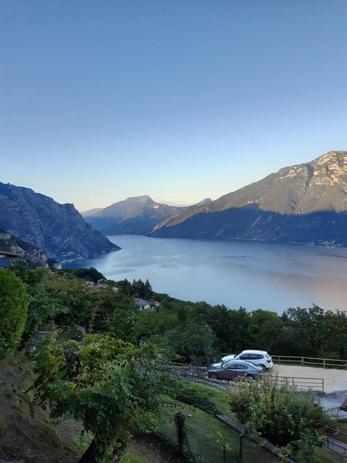Ferienwohnung für 4 Personen, mit Seeblick und Balkon sowie Ausblick - 1