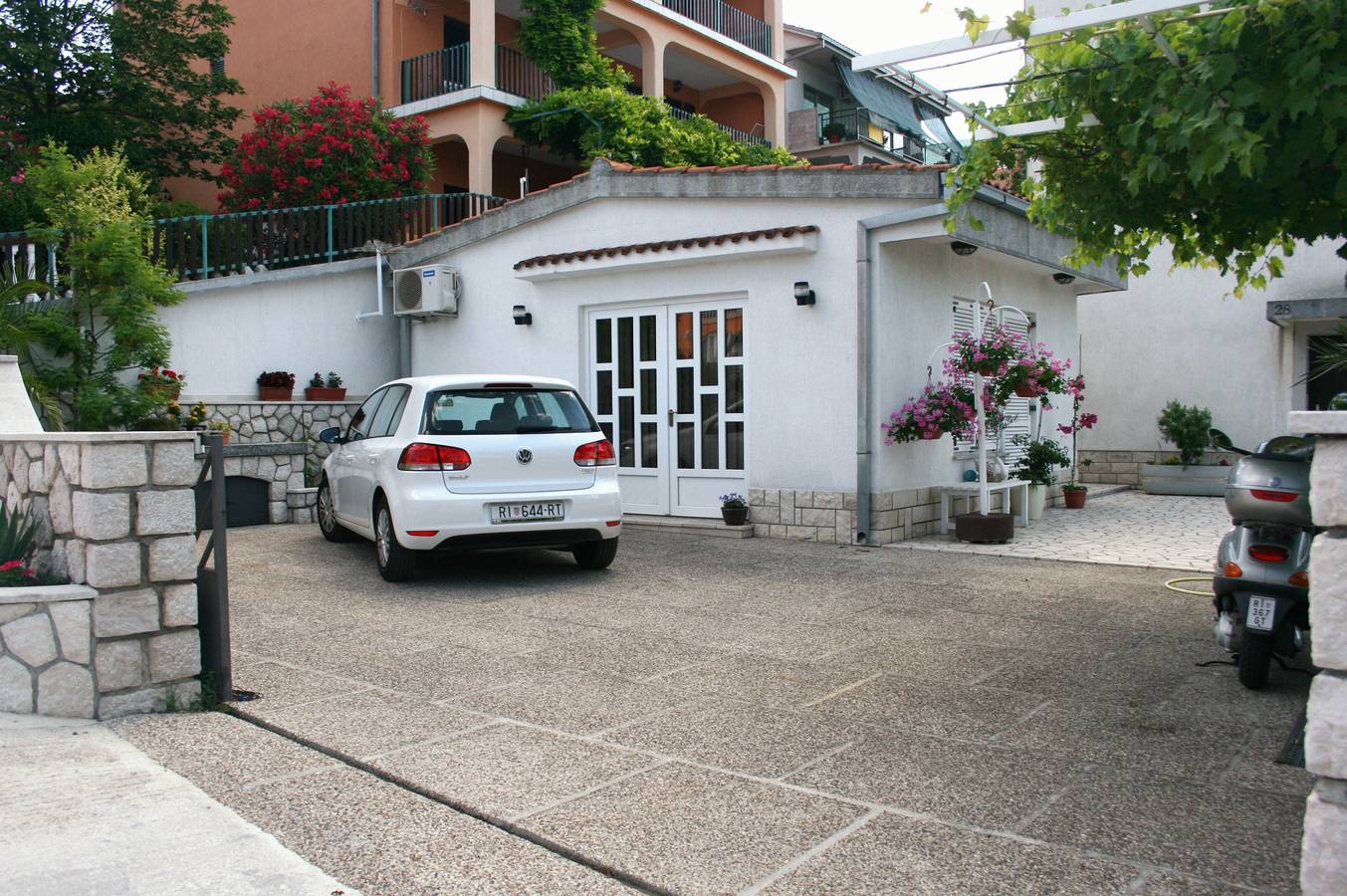Ganze Wohnung, 1-Zimmer-Ferienwohnung mit Terrasse Crikvenica A-5494-b in Crikvenica, Primorje-Gorski Kotar