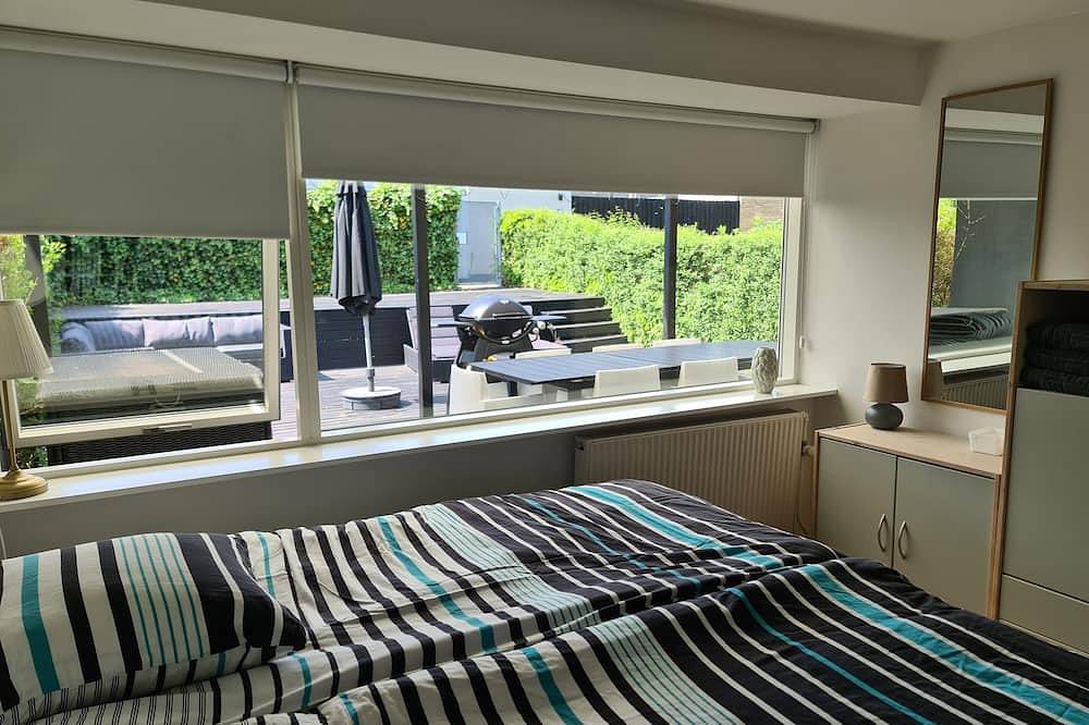 Geheel appartement, Townhouse with wooden terrace in Odense, Odense en omgeving