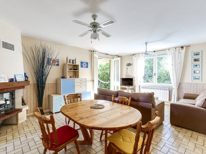 Villa T4 à Biscarrosse Plage, jardin privé, Wifi, 50m de la plage, 6 personnes in Biscarrosse Plage, Biscarrosse