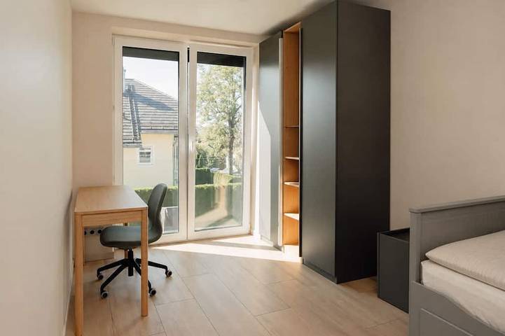 Ganze Wohnung, Fischers Apartment 3 - Neubau, Erstbezug 2-Schlafzimmer, Parkplatz, 1 km zum See in Starnberg, Starnberger See