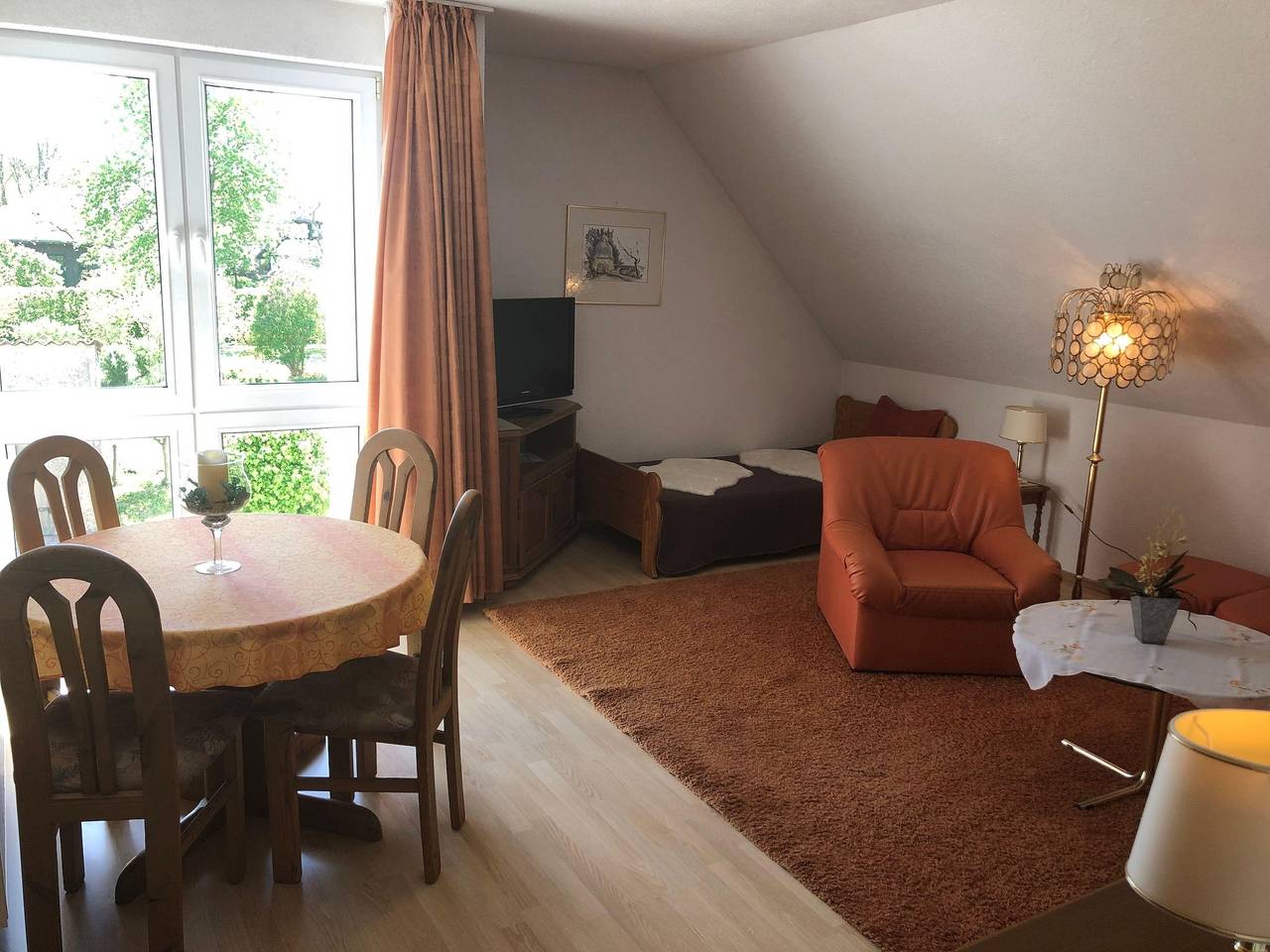 Apartamento vacacional entero, Ferienhaus Hirschrudel - Ferienwohnung 2 in Katzow, Vorpommern Greifswald