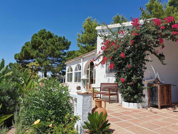 Ferienhaus 'Casa Solana' mit Meerblick, privatem Pool und Klimaanlage in Cómpeta, Cordillera Penibética