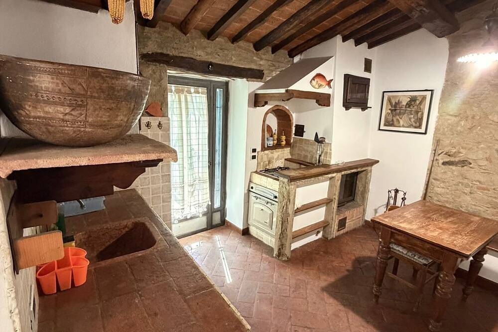 Farmhouse Il Colle - Rustic apartment surrounded by greenery with swimming pool in San Godenzo, Florenz Provinz