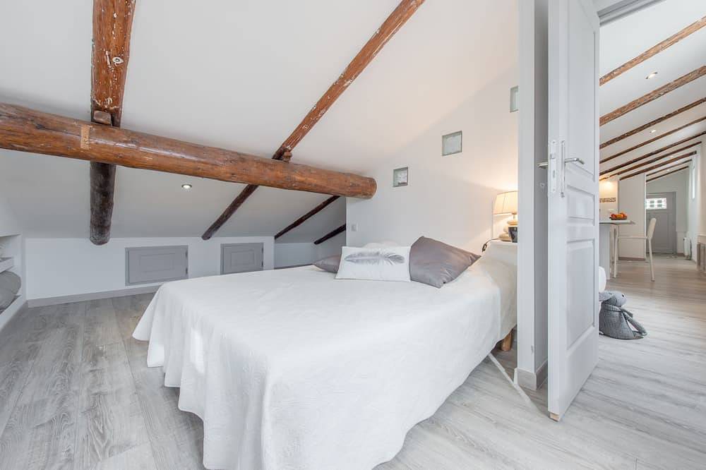 Apartamento inteiro, Maison Saint Jérome - Grande, independente, muito calmo e ensolarado + piscina in Aix-en-Provence, Aix-en-Provence (Região)