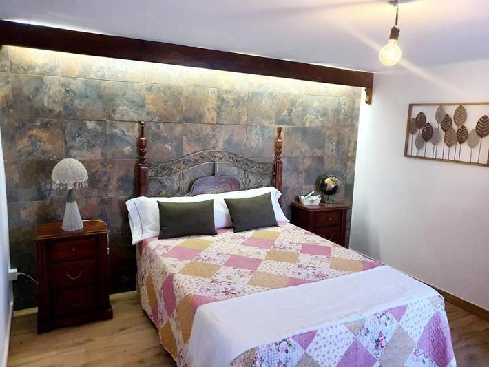 Location de vacances pour 8 personnes, avec piscine ainsi que jardin et vue, animaux acceptés à Escalona - 4