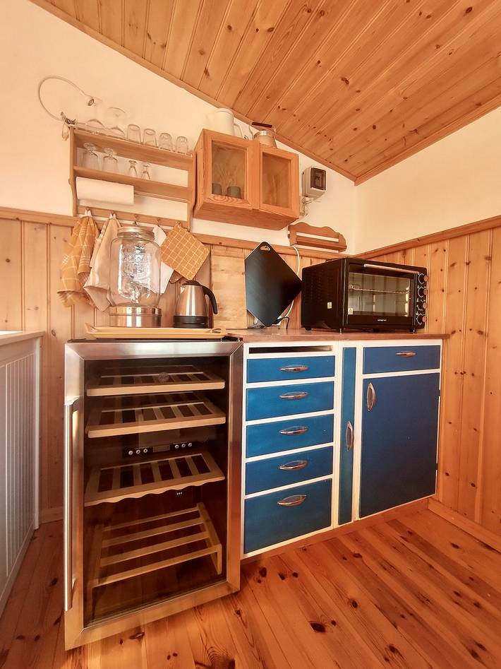 Miniferienhaus an einem Weiher in Bergslagen in Ljusnarsberg, Örebro und Umgebung