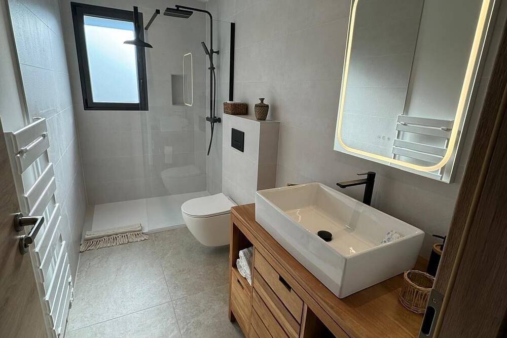 Chambre Privée indépendante, calme et confort à 6km Porto Vecchio. Pdj inclus. in San-Gavino-di-Carbini, Parc naturel régional de Corse