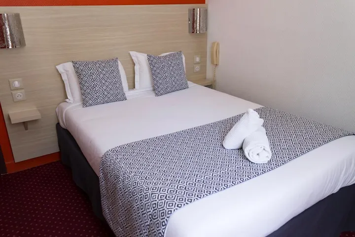 Hotel para 2 personas - 1