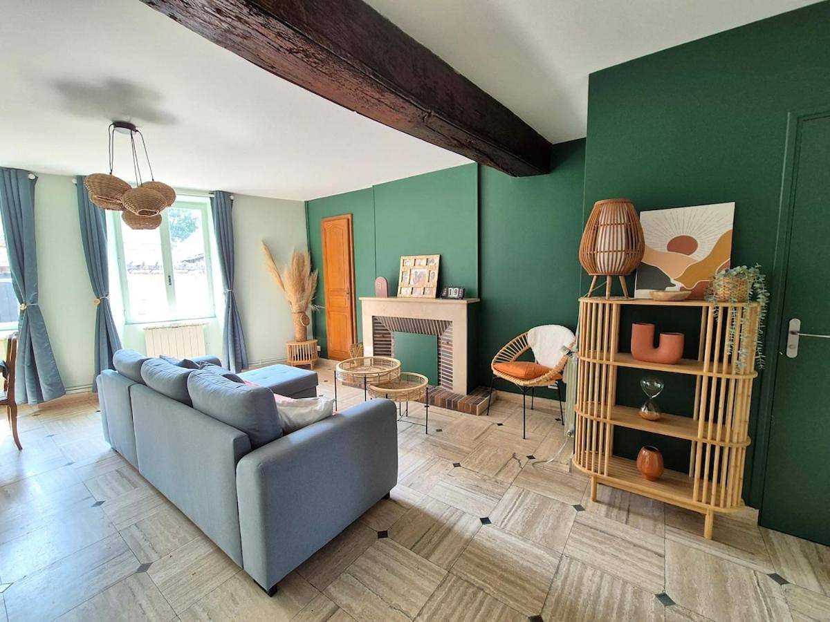 Two-Bedroom House in Sancerre, Région de Bourges