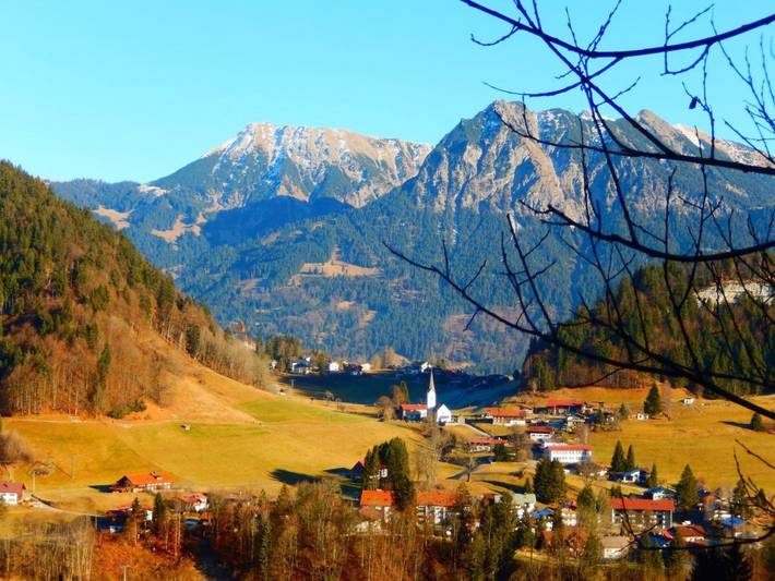 Ferienwohnung für 5 Personen, mit Garten und Ausblick, kinderfreundlich in Tiefenbach (Oberstdorf) - 3