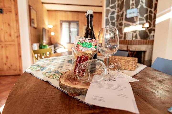 Gîte pour 5 personnes, avec vue et balcon, animaux acceptés à Viggiano (Italie) - 2