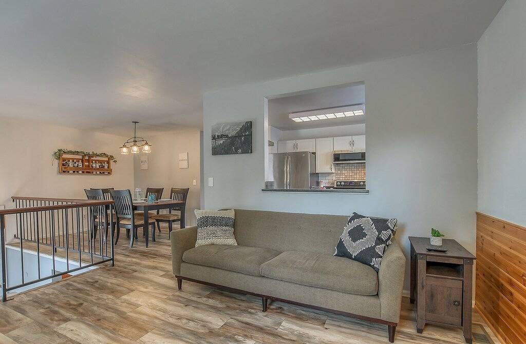 Charming House in Colorado Springs w/Private yard in Colorado Springs, El Paso County (CO)