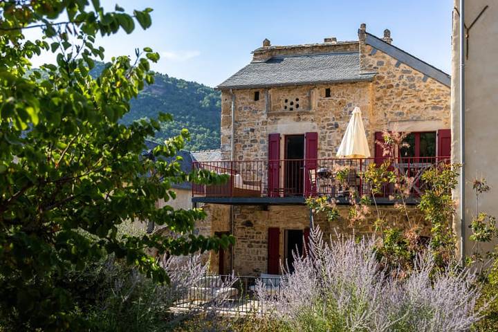 Apartamento de vacaciones para 4 personas, con jardín además de sauna y terraza - 1