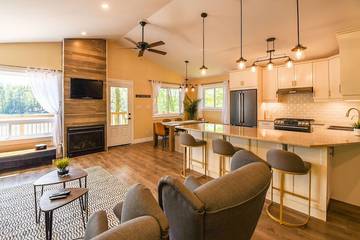 Cabin Rentals And Lodges for 6 Guests in Lake Ontario (Canada), Picture 4