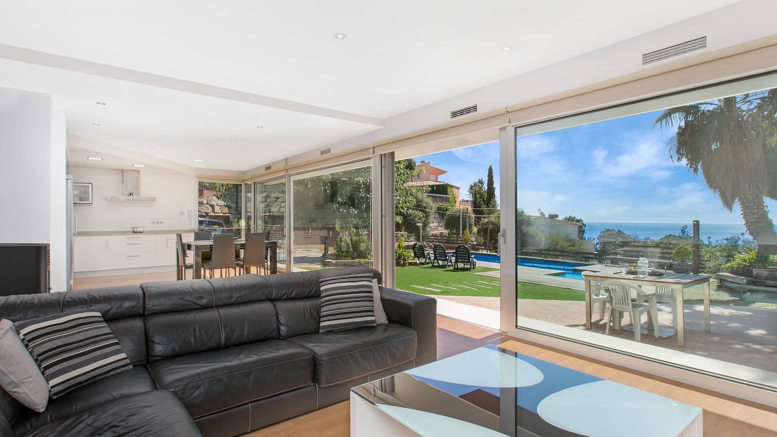 Ferienhaus 'Yaiza' mit Meerblick, Wlan und Klimaanlage in Roca Grossa, Lloret de Mar