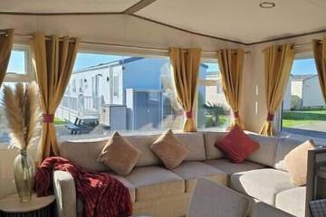 Glamping for 6 People in West Lulworth, Purbeck Heritage Coast, Photo 4