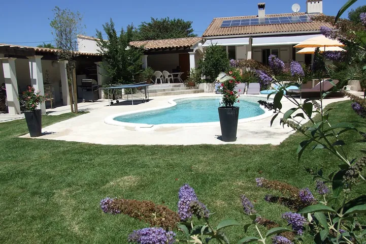 Villa für 8 Personen, mit Terrasse und Garten, mit Haustier - 1