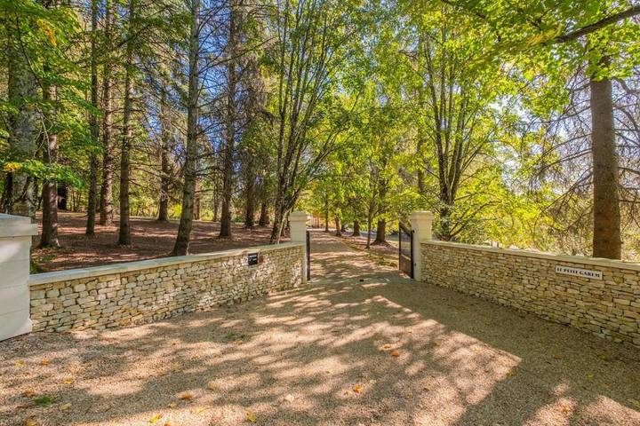 Location de vacances pour 4 personnes, avec jardin et vue à Eyvirat - 2