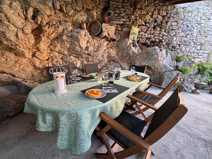 Location de vacances pour 4 personnes, avec Terrasse ainsi que Jardin et Vue à Arcambal