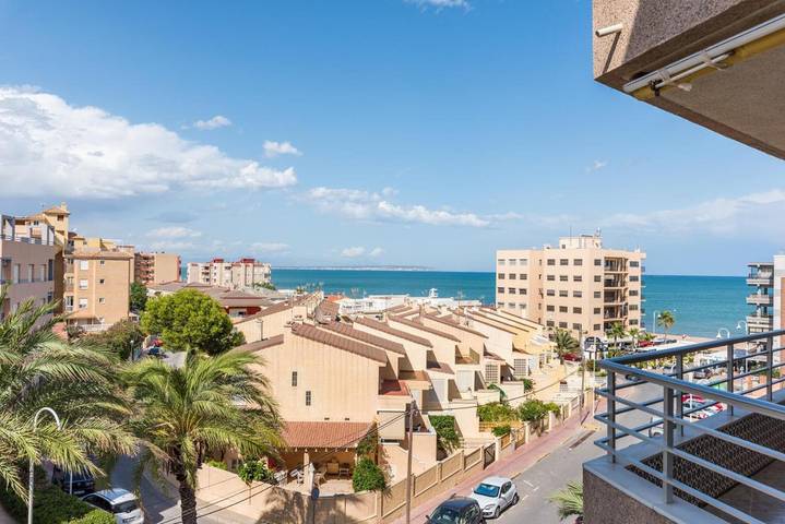 Vakantiewoning voor 5 personen, met terras en uitzicht in Guardamar del Segura