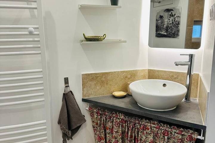 Ganze Wohnung, Comfortable outbuilding - rated 4 stars in Solliès-Pont, Mittelmeerküste (Frankreich)