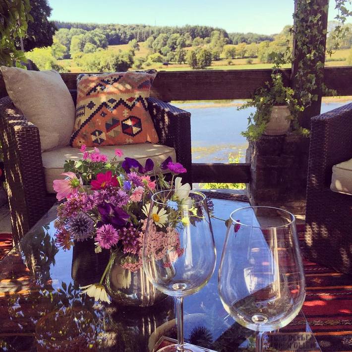 Chambre d’hôte pour 2 personnes, avec Terrasse ainsi que Jardin et Vue à Florenville