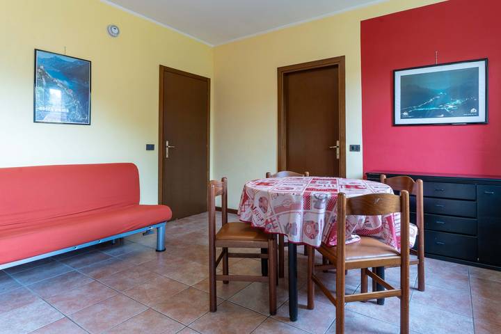 Ferienwohnung für 5 Personen, mit Seeblick und Terrasse sowie Garten, mit Haustier am Idrosee - 4