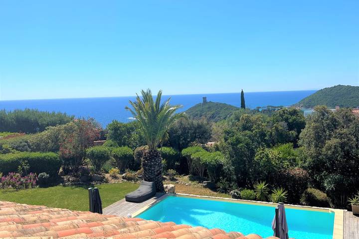Villa für 8 Personen, mit Terrasse und Garten sowie Pool auf Korsika