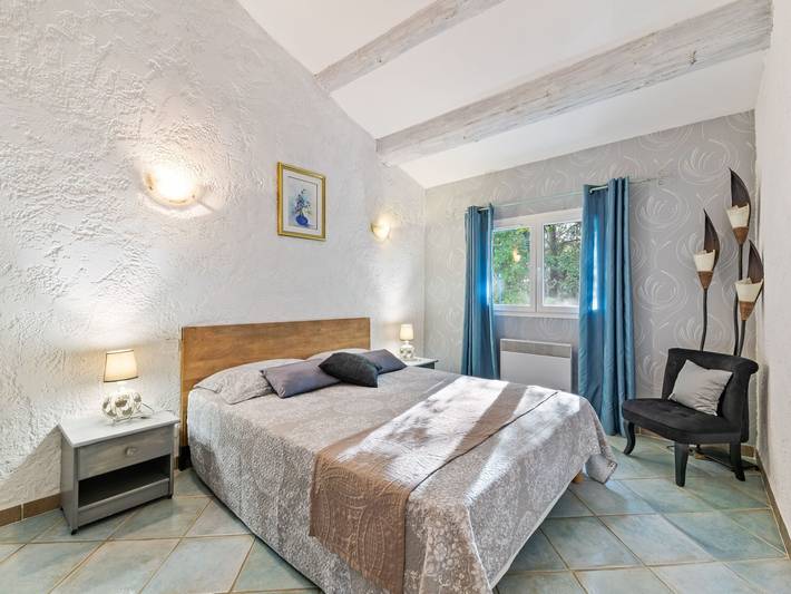 Maison de vacances pour 2 personnes, avec piscine ainsi que terrasse et jardin dans les Bouches-du-Rhône - 4