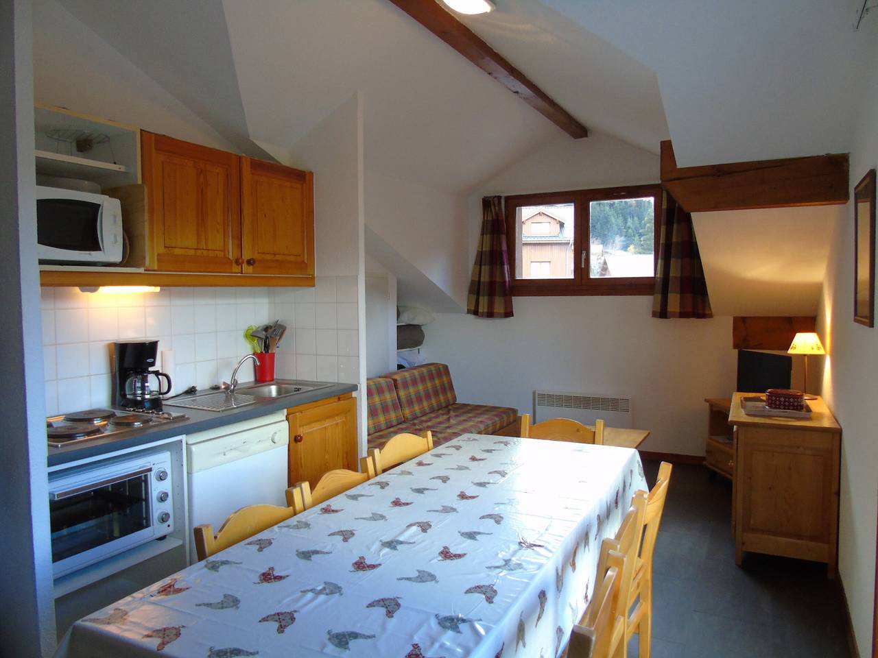 Appartement entier, Appartement Valfréjus 8 pers, cuisine équipée, 2 sdb, animaux admis in Valfréjus, Modane