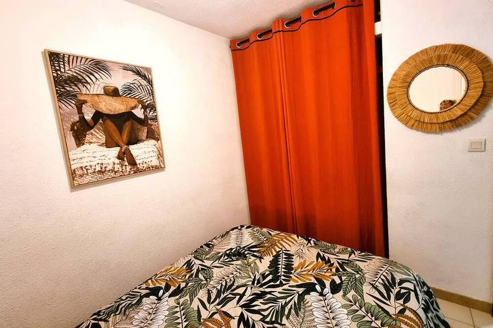 Ganze Wohnung, 🌴 Apartment 6 pers Le terminus Swimming pool Beach access Terrace Saint-Cyprien in Elne, Côte d'Améthyste