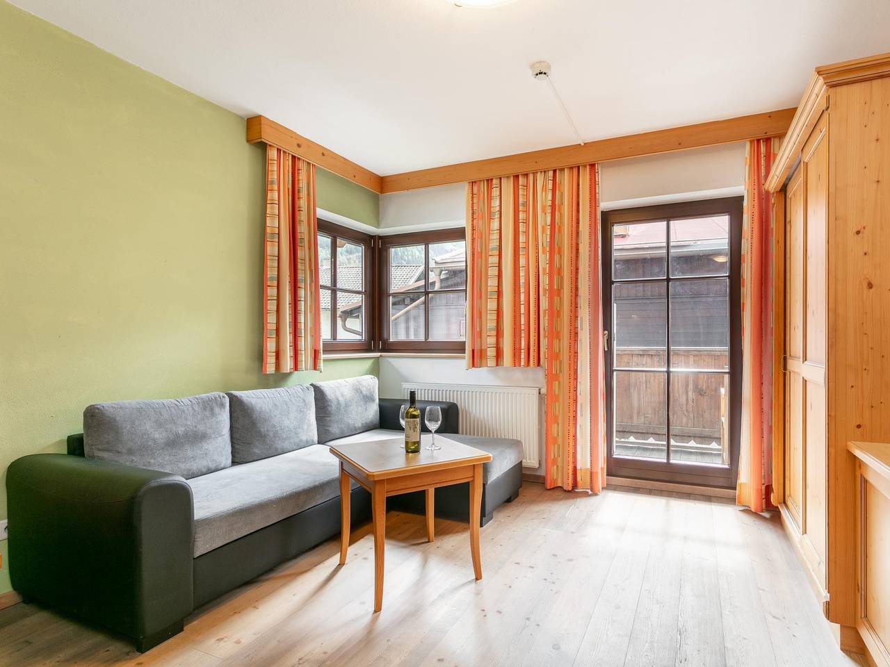 Ganze Wohnung, Schönes Apartment nahe Skibus nach Sölden in Huben, Längenfeld