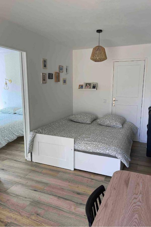 Gîte pour 6 personnes, avec jardin et vue à Guillaumes - 4