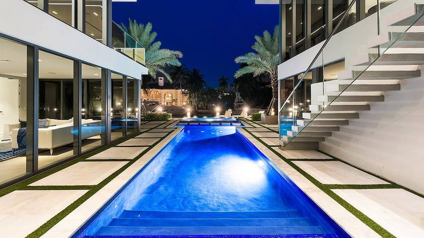 Vacation house for 8 people, with balcony and yard in Fort Lauderdale