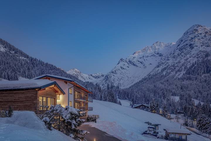Ferienwohnung für 6 Personen, mit Terrasse und Sauna in Mittelberg - 2