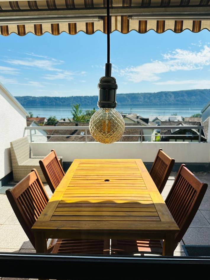 Ferienwohnung für 4 Personen, mit Ausblick und Balkon sowie Balkon/Terrasse und Seeblick - 1