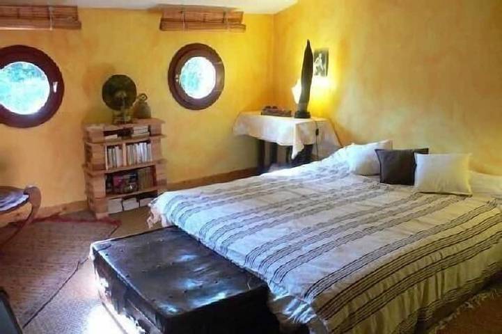 Location de vacances pour 8 personnes, avec jardin et terrasse à Villeneuve-lès-Avignon - 3