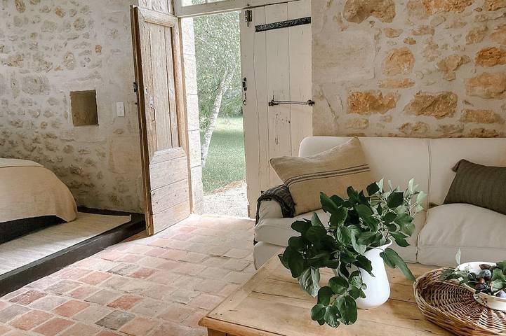 Gîte pour 2 personnes, avec jardin ainsi que terrasse et piscine à Tourtoirac - 3