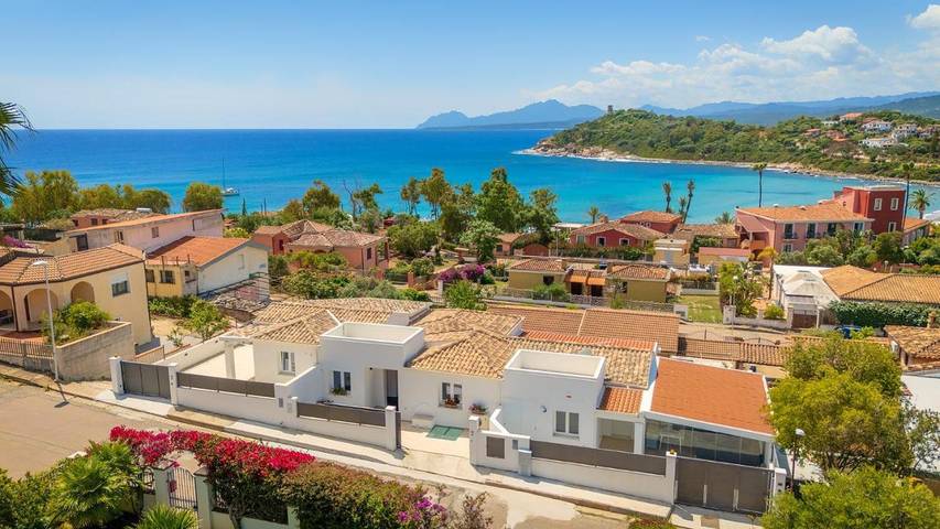 Ferienhaus für 6 Personen, mit Whirlpool und Terrasse sowie Garten und Pool