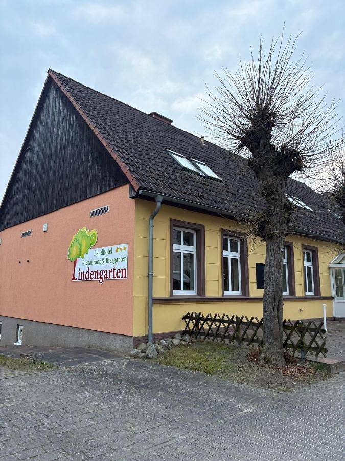Hotel für 2 Personen, mit Balkon und Terrasse sowie Garten und Ausblick
