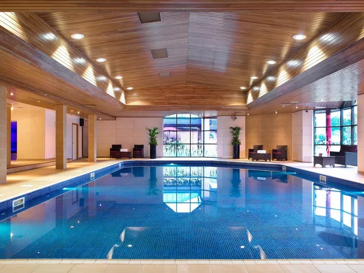 Hotel for 2 people, with garden and pool as well as sauna and hot tub - 1