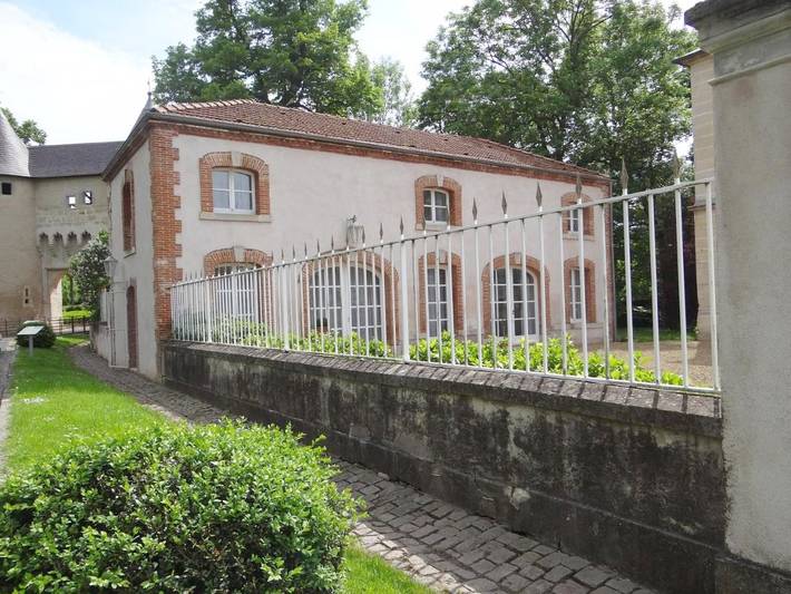 Location de vacances pour 7 personnes, avec Terrasse ainsi que Jardin et Vue à Vic-sur-Seille
