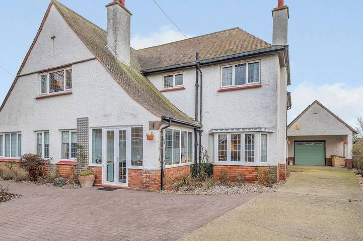Cottage for 10 people, with garden, with pets in Sutton on Sea