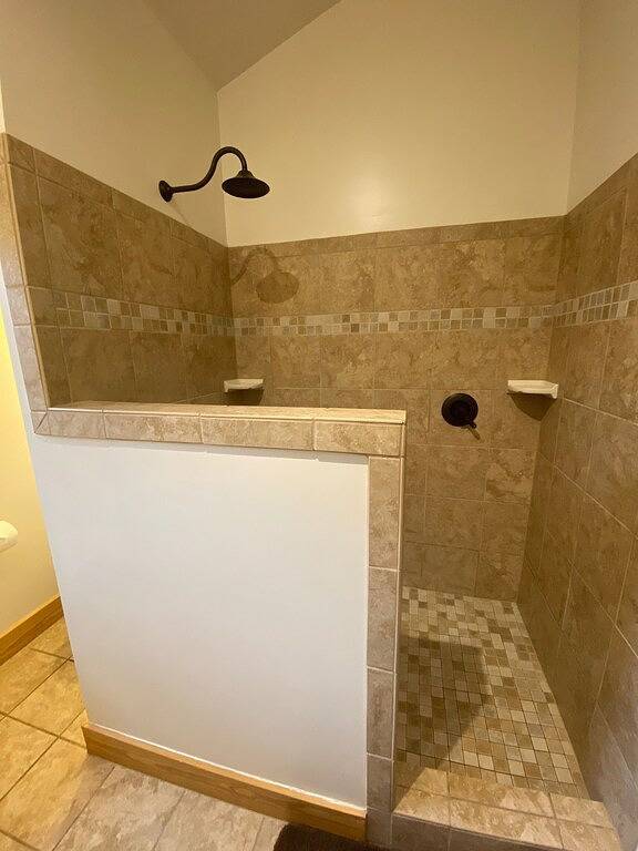 \"Einsamkeit\" spektakuläre 1 Br Kabine mit Whirlpool in der Nähe von Luray, Va. in Page County