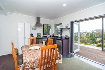 Gîte pour 3 personnes, avec jardin et vue à Raglan