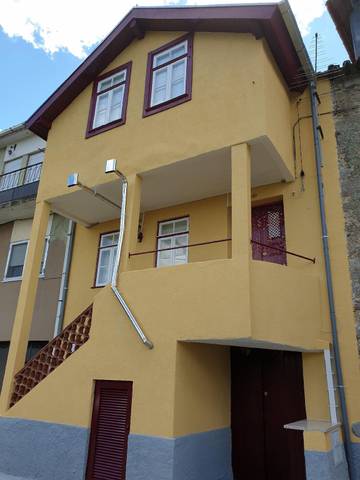 Gîte pour 4 personnes, avec terrasse, animaux acceptés à Gouveia