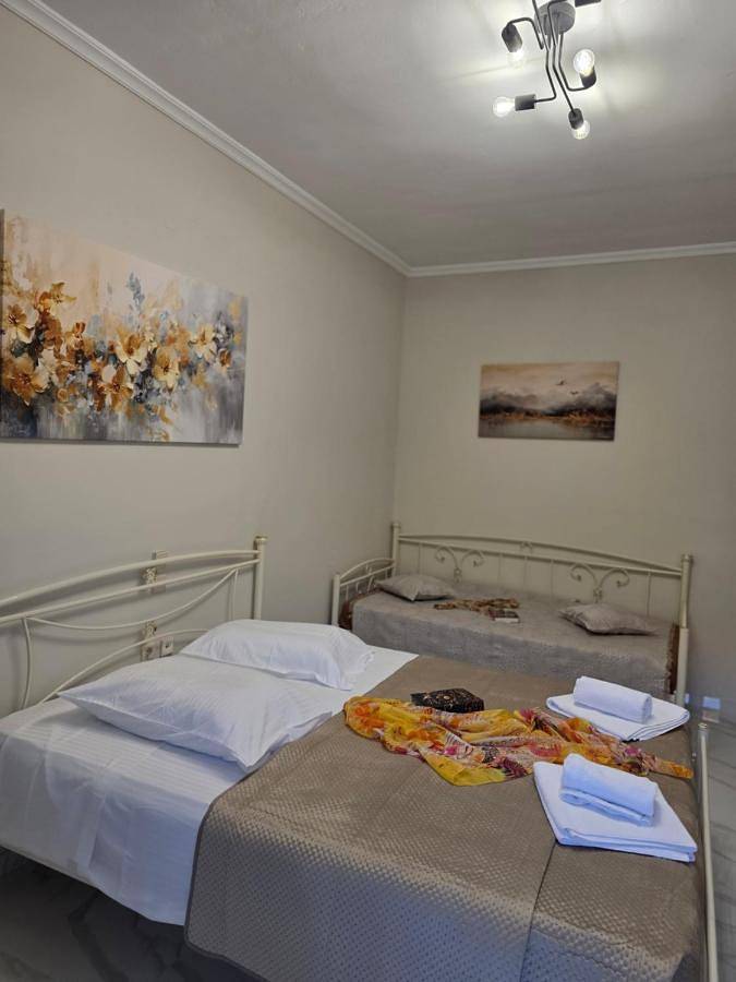 Sofia Margarita's Rooms in Agios Gordios, Corfou