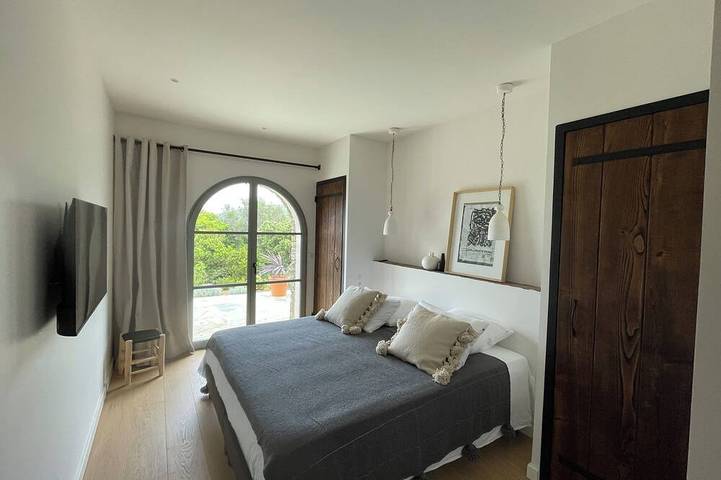 Location de vacances pour 10 personnes, avec jardin et terrasse à Ersa - 2